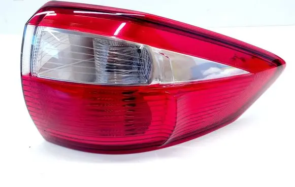 Ford C-MAX II Rear/tail lights AM5113404BF