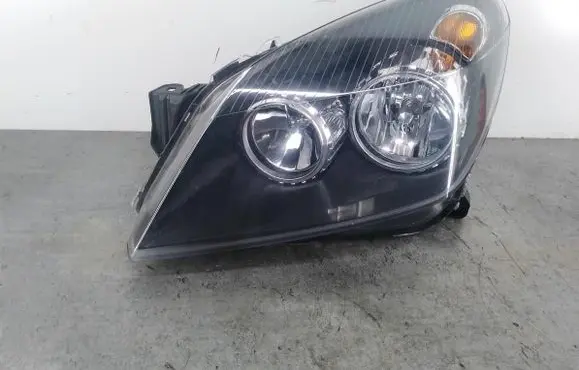 Opel Astra H Headlight/headlamp 