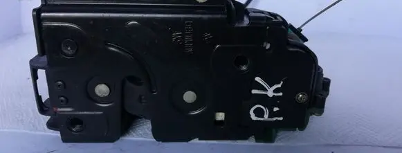 Skoda Octavia Mk1 (1U) Front door lock C3B1837015Q 117674103