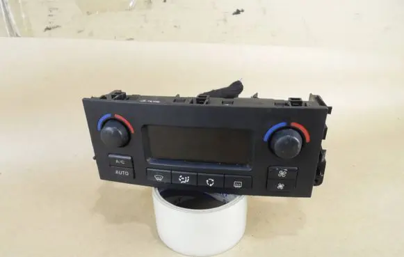 Peugeot 207 Climate control unit 69710001 A0612072056