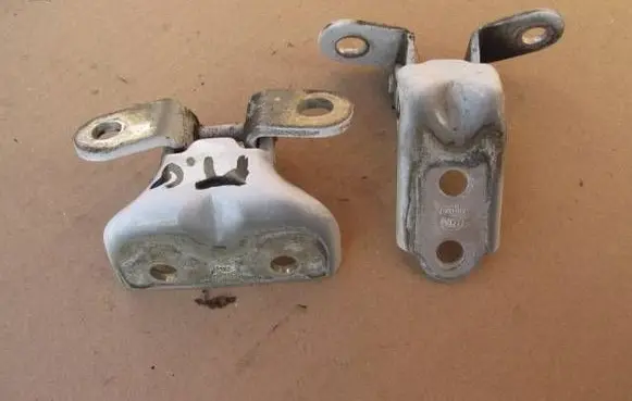 KIA Sportage Front door hinges set 