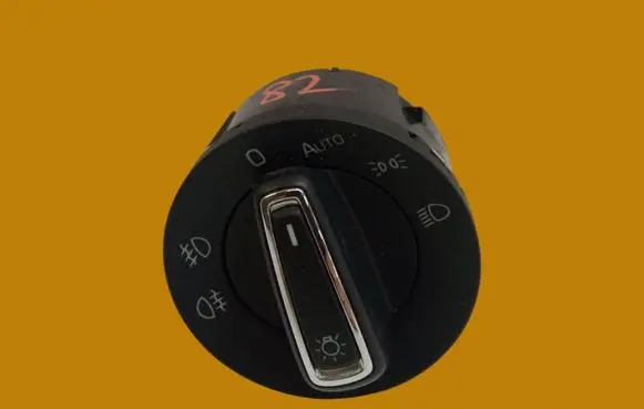 Skoda Superb B8 (3V) Other switches/knobs/shifts 3V0941431