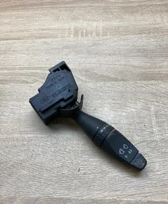 Ford Focus Wiper control stalk 98AG17A553BC