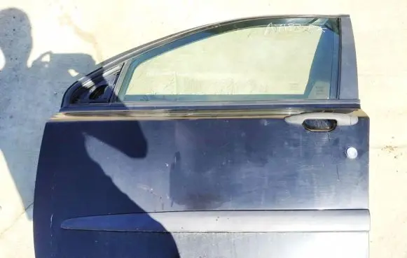 Fiat Stilo Front door juodos