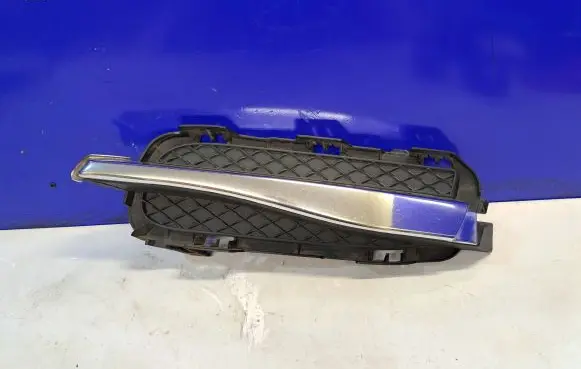 Jaguar XF X250 Front grill 8X2315K233DC