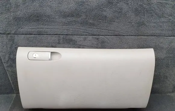 Audi A4 S4 B7 8E 8H Glove box lid/cover 8E1857035MEC3 8E1857035 8E1857131