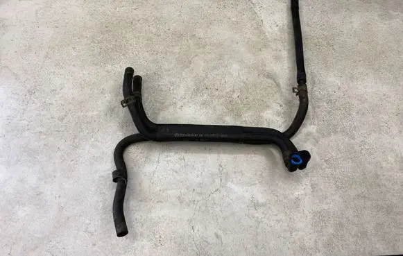 Audi A3 S3 8L Fuel line pipe 1J0133986R