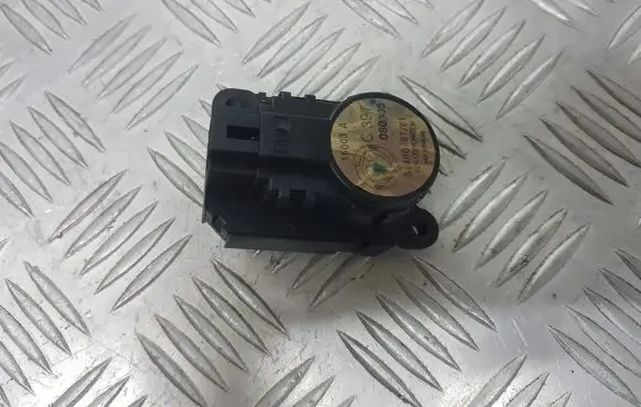 Alfa Romeo 147 Central body control module 52400867