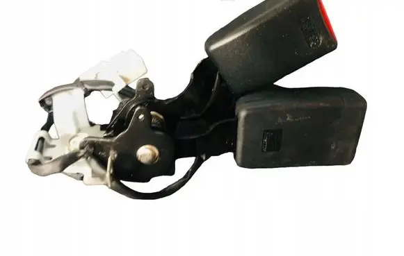 Mazda CX-5 Rear seatbelt buckle KB8MH