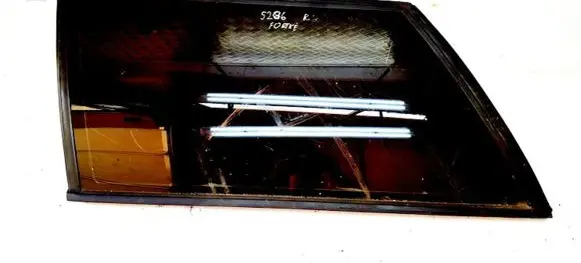 Volkswagen PASSAT B3 Rear side window