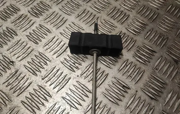 Battery bracket