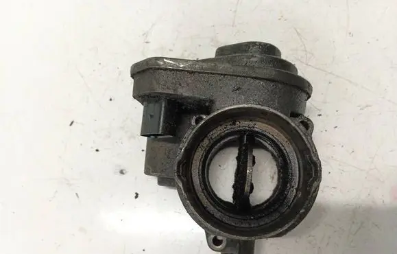 Chrysler Sebring (JS) Throttle valve 038128063g