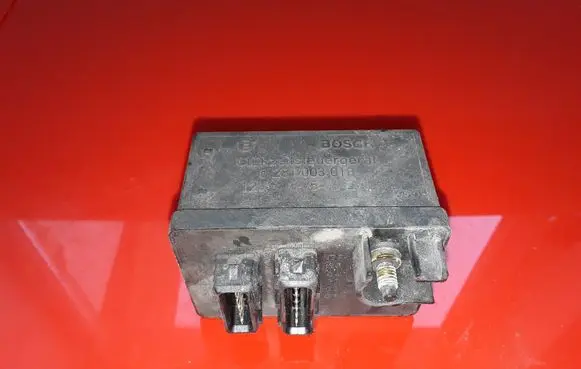 Jaguar S-Type Glow plug pre-heat relay 0281003018