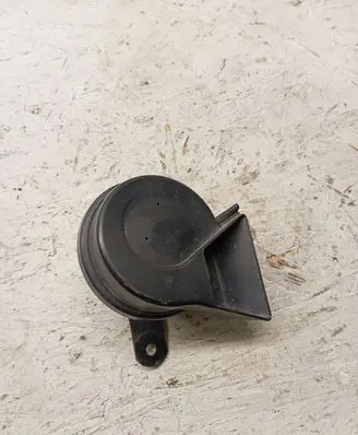 BMW 5 E60 E61 Horn signal 007728 A28657625 E1000233