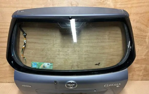 Toyota Corolla E120 E130 Tailgate/trunk/boot lid
