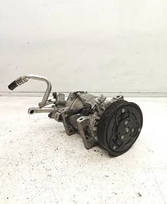 Renault Captur Air conditioning (A/C) compressor (pump) 926008582R T60716C 8038772861
