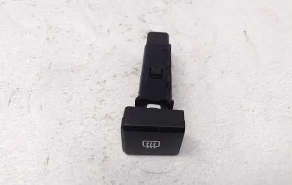 KIA Carens I Windscreen/window heater switch