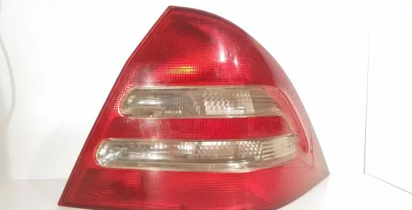 Mercedes-Benz C W203 Rear/tail lights UL03311