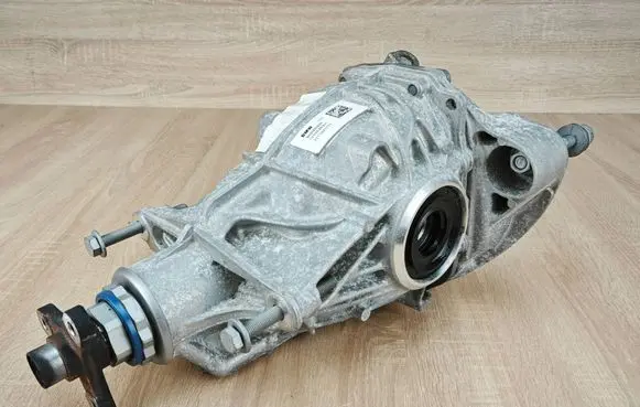 BMW 4 G22 G23 G24 G26 Rear differential 9425858