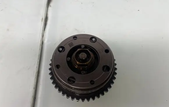 BMW 7 G11 G12 Camshaft pulley/ VANOS 8601045 11368601045