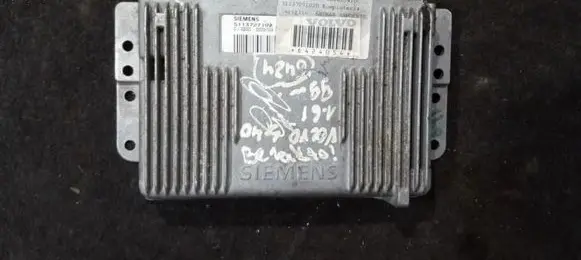 Volvo S40, V40 Engine control unit/module s113727102d