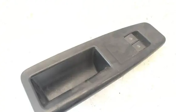 Volkswagen Polo Electric window control switch 6Q1867171E