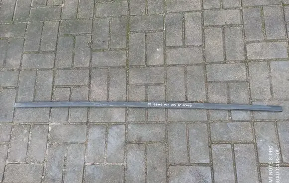 Roof trim bar molding cover
