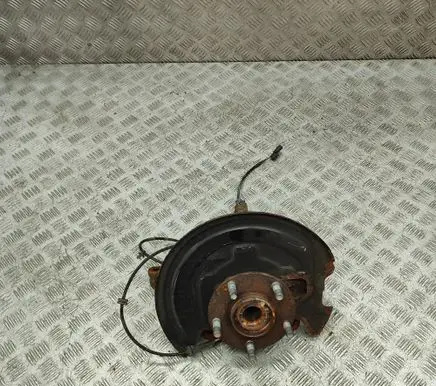 Nissan Leaf II (ZE1) Front wheel hub 400151KK0A