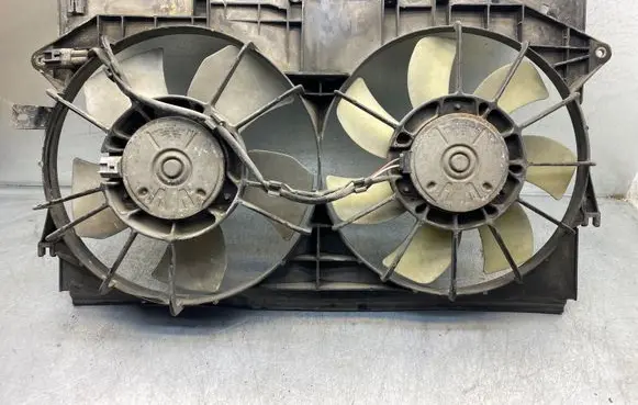 Toyota Corolla Verso E121 Radiator cooling fan shroud 1636327040 1580004260 1636323030
