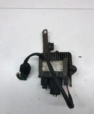 Audi A4 S4 B7 8E 8H Coolant fan relay 8E0959501Q 898093000
