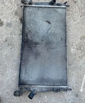 Ford Focus C-MAX Coolant radiator 3M5H8005TL 140CT2008 23V181001