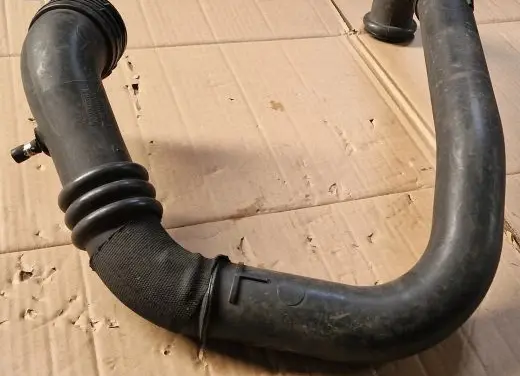 Renault Master III Intercooler hose/pipe
