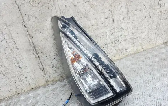 Mazda 5 Rear/tail lights C31751160 P7368L P7368