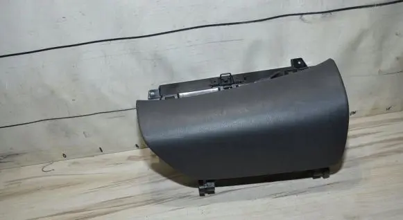 Nissan Note (E12) Glove box set 685603VV0A