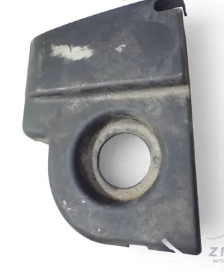 Volkswagen PASSAT B5.5 Engine cover (trim) 3B0422569A