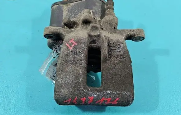 Rear brake caliper