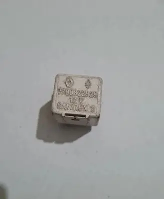 Renault Scenic I Other relay 7700822929