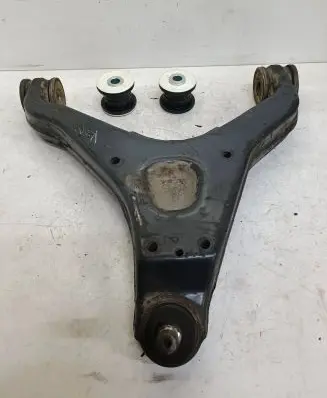 Front lower control arm/wishbone