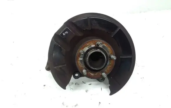 Rear wheel hub spindle/knuckle