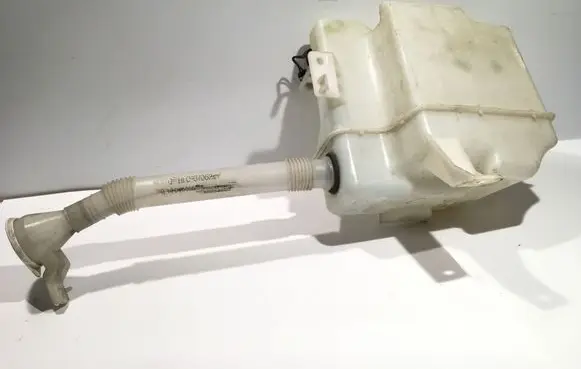 Mitsubishi Outlander Windshield washer fluid reservoir/tank HLC37062 E11015096 P8925P8927