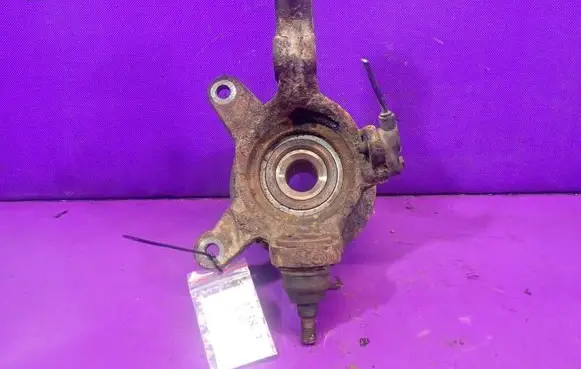Honda Stream Front wheel hub spindle knuckle