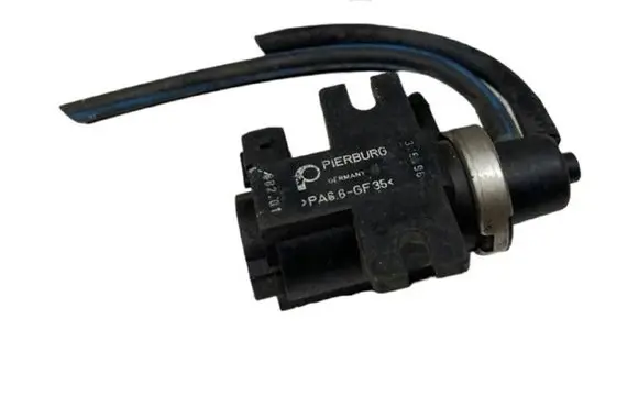 BMW 5 E39 Turbo solenoid valve 72190323 2246175 96T352