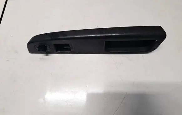 Volkswagen Golf V Front door window switch trim 1K3868049B