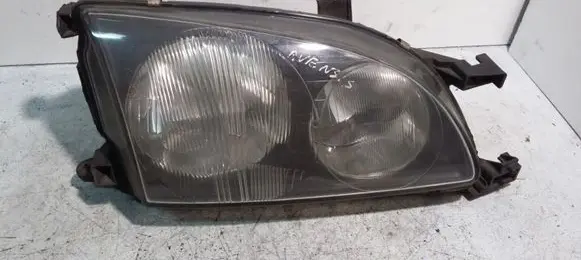 Toyota Avensis T220 Headlight/headlamp 8111005140 54533607 0528