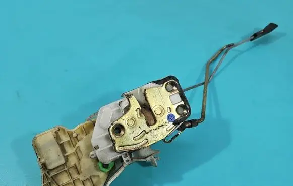 Honda Civic Front door lock IMPRK1554142