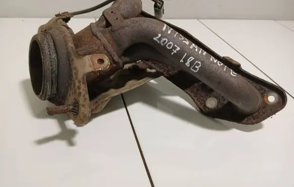 Nissan Note (E11) Exhaust manifold