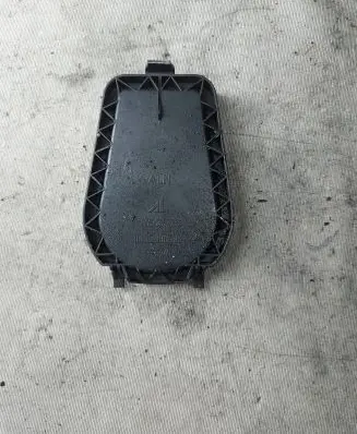 Volkswagen Touran I Headlight/headlamp dust cover 1305239232