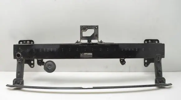 Hyundai i30 Front bumper cross member