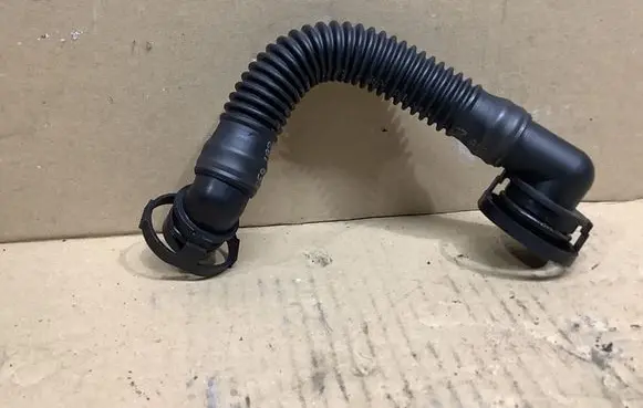 Audi A6 S6 C7 4G Breather hose/pipe 059103221