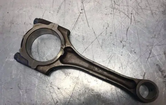 Toyota Corolla Verso AR10 Connecting rod/conrod 